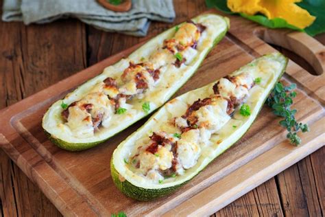 Bild von gefüllten Zucchini mit Frischkäse