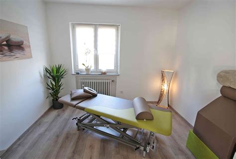 Foto einer modernen Physiotherapiepraxis