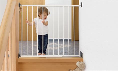 Übersicht verschiedener reer Absperrgitter-Modelle wie Basic und MyGate, die Flexibilität und Einsatzmöglichkeiten zeigen