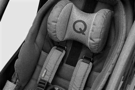 Detailansicht der Kopfstütze und des Gurtsystems der Qeridoo Baby-Hängematte Plus