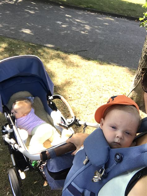 Infografik, die die Vorteile des Tragens unter einer gemeinsamen Jacke darstellt.