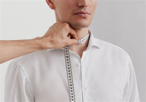 Übersicht über verschiedene Klettverschlüsse und Passformen bei Neugeborenenwindeln