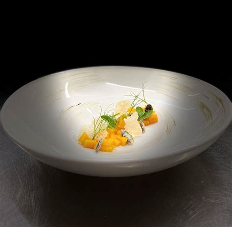 Ansprechend angerichtetes Gericht aus der Küche des „Baumhof Tenne“