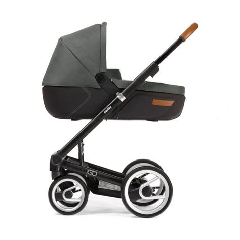 Illustration eines Mutsy Igo Kinderwagens mit hervorgehobenen abnehmbaren Bezügen.