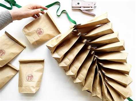 Upcycling-Nikolaustüten aus Papiertüten