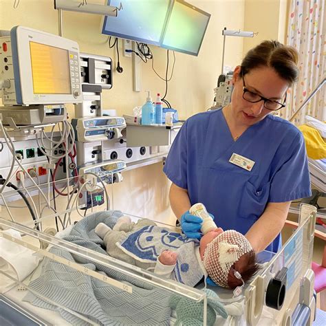 Beispiel eines Neugeborenen-Fotoshootings in der Klinik