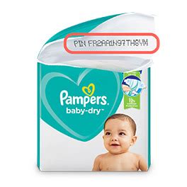 Infografik, die den Ablauf des Pampers Club Treueprogramms visuell darstellt: von der App-Nutzung über das Scannen von Codes bis zum Einlösen von Prämien.