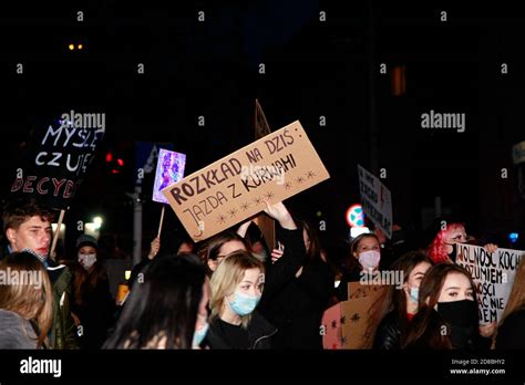 Polnischer Protest gegen das Abtreibungsgesetz