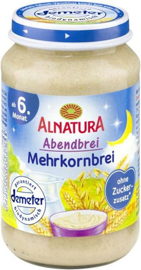 Fotografie von verschiedenen Babygläschen mit Abendbrei, die appetitlich aussehen und natürliche Zutaten zeigen.