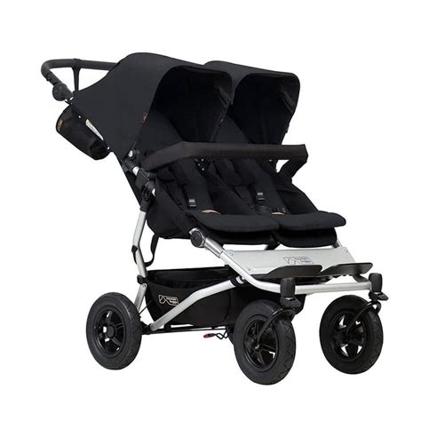 Diverse Mountain Buggy Kinderwagenmodelle und Zubehörteile wie Autositze und Reifen