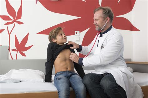 Schema der kinderärztlichen Vorsorgeuntersuchungen bei Neugeborenen