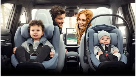 Schema, das die potenziellen Schadensbereiche einer Babyschale nach einem Sturz oder Aufprall darstellt.