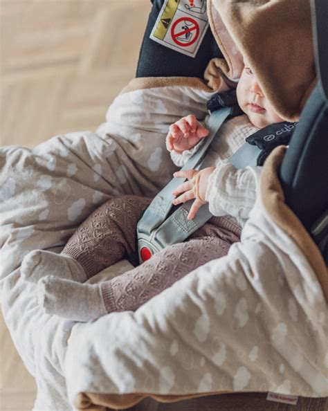 Infografik mit Checkliste für den Kauf einer Einschlagdecke