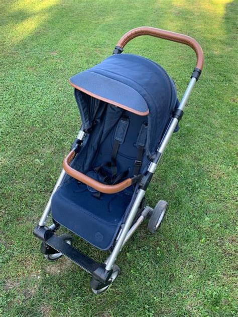 Ein Bild, das die stufenlose Verstellung der Rückenlehne des Mutsy Nexo zeigt.