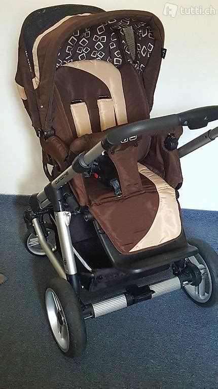 Ein Bild, das das ABC Design Turbo 4S Kinderwagen-Bundle mit Tragewanne und Sportsitz zeigt.