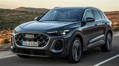 Verschiedene Modelle von Kinderhochstühlen in unterschiedlichen Materialien und Designs