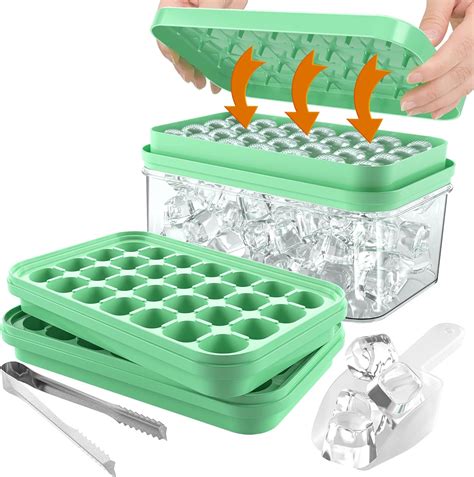 Eiswürfelbehälter mit Babybrei