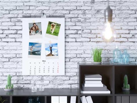 Ein selbst gestalteter Kalender mit Kinderzeichnungen