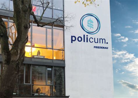 Grafik, die das Netzwerk der Fachbereiche und Ärzte im Policum Berlin darstellt