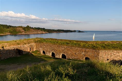 Festungsanlage Suomenlinna auf einer Insel vor Helsinki
