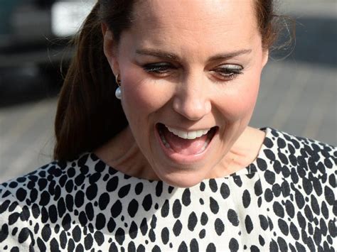 Schema: Ablauf der Behandlung von vorzeitigen Wehen im Krankenhaus.