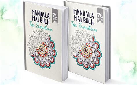 Eine werdende Mutter, die entspannt in einem Malbuch für Erwachsene malt.