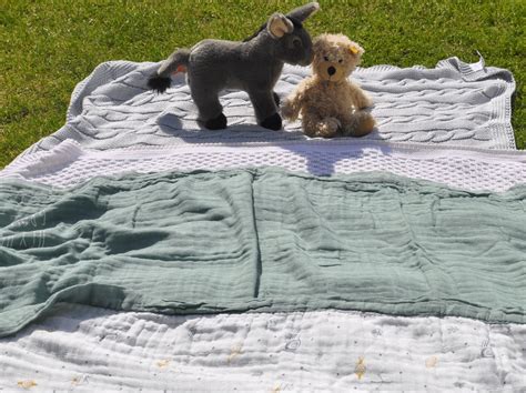 verschiedene Babydecken für unterschiedliche Jahreszeiten