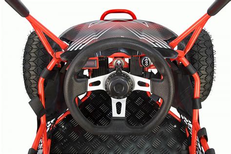 Nahaufnahme des Elektro-Buggy GoKid Racer 1000W 36V, Fokus auf das Design und die Räder.