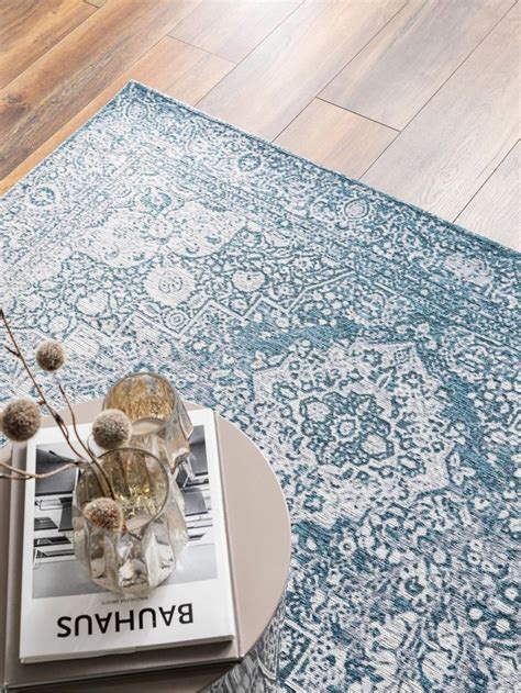 Beispiel für Shabby Chic Teppiche mit Used- oder orientalischem Look.