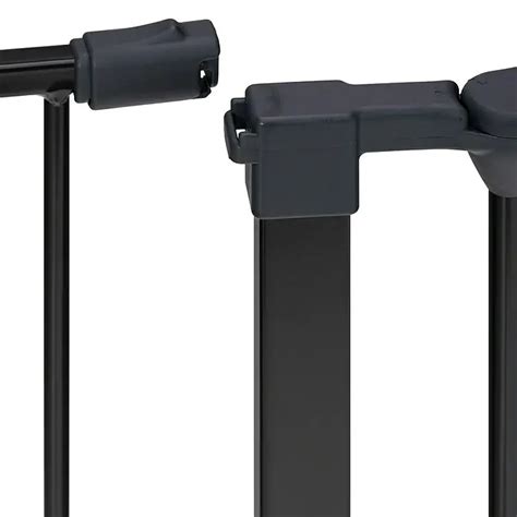 Nahaufnahme eines Reer Kinderschutzgitters, das die Stabilität und das Material hervorhebt.