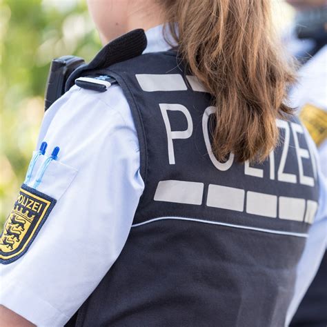Vergleich der Gurtspannung bei korrekt und lose angezogenen Gurten