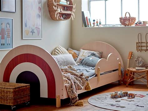 Kindermöbel, neu lackiert in sanften Farben