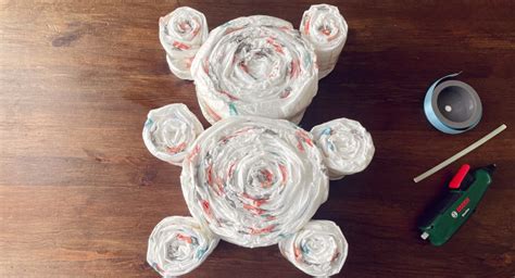 Fertig zusammengesetzter Windelbär vor der abschließenden Dekoration