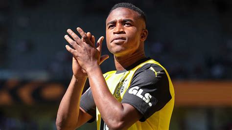 Detailaufnahme eines kleinen Benzinmotors, wie er in speziellen Buggy-Modellen verbaut sein könnte