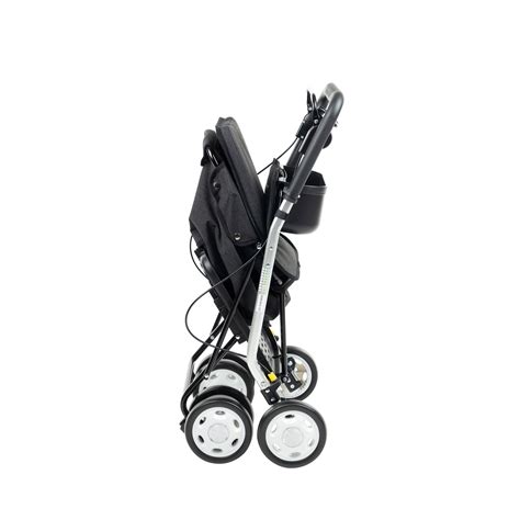 Schema des zusammengeklappten Hauck Sportbuggys, das seine Kompaktheit demonstriert.