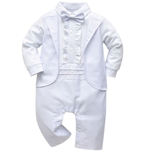 Beispiel eines Baby-Stramplers im Smoking-Stil